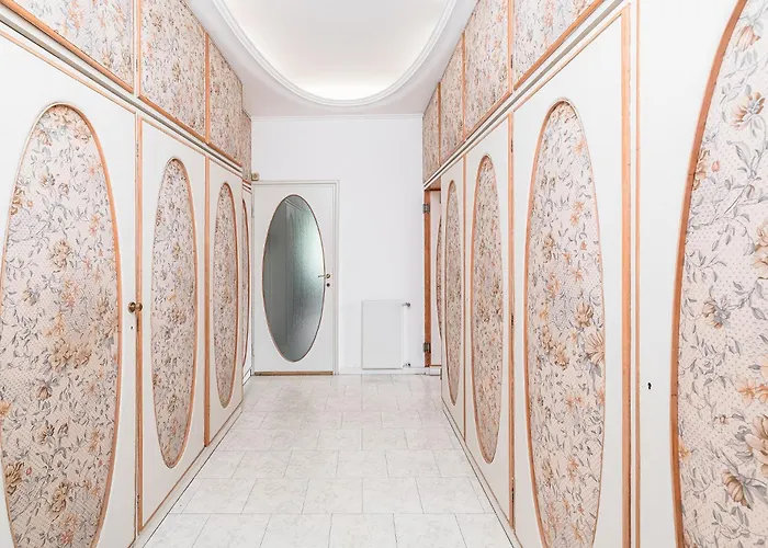 Belvedere By Comorooms Vila *